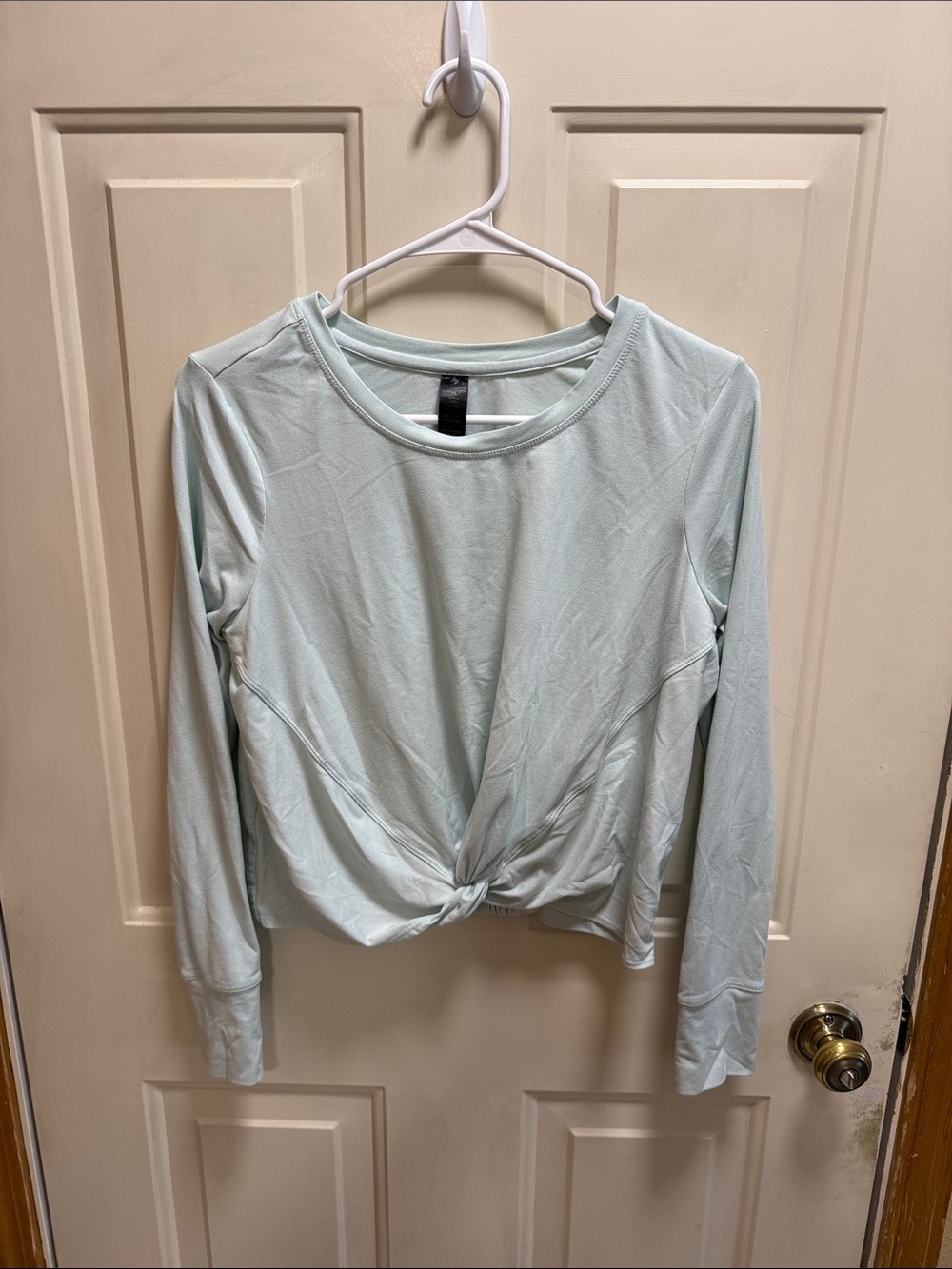 Yogalicious Light Ice Blue Long-Sleeve Twist Front Work out Top